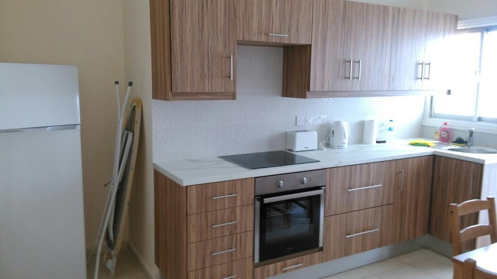 Modern City Center Apt Larnaca Exteriör bild